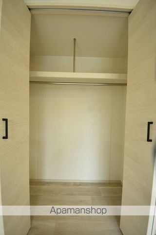 8 3W2 HACHI SANWESTNYの内装写真