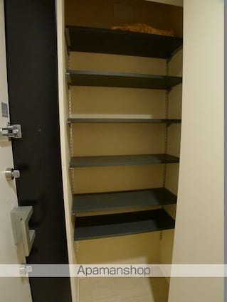 パティオ高井戸Ｂ[1SLDK/44.42m2]の玄関