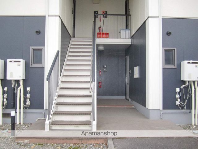 パルテール緑町IIの玄関写真