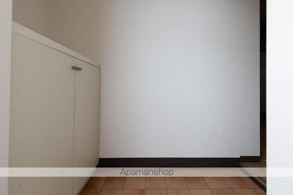 フォレスト１０[1DK/27.84m2]の玄関