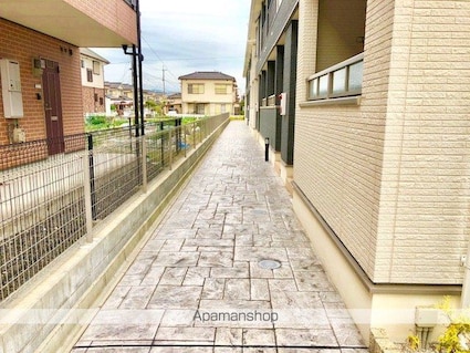 インフィニティ[1LDK/44.18m2]のエントランス2