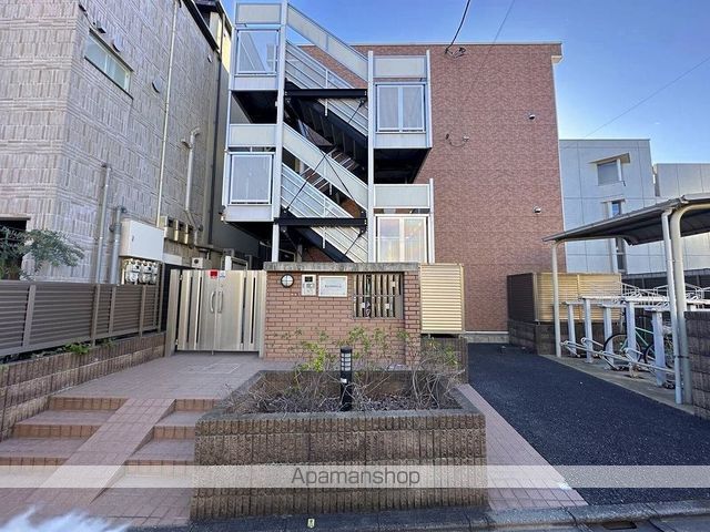 レオパレスサンフラワーAの外観写真