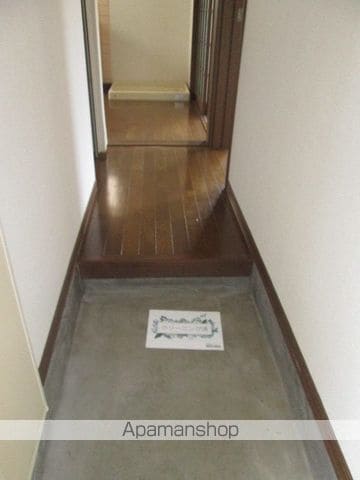 レピュート金山新の内装写真