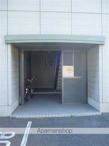 和歌山県和歌山市小雑賀[2DK/43.01m2]のエントランス