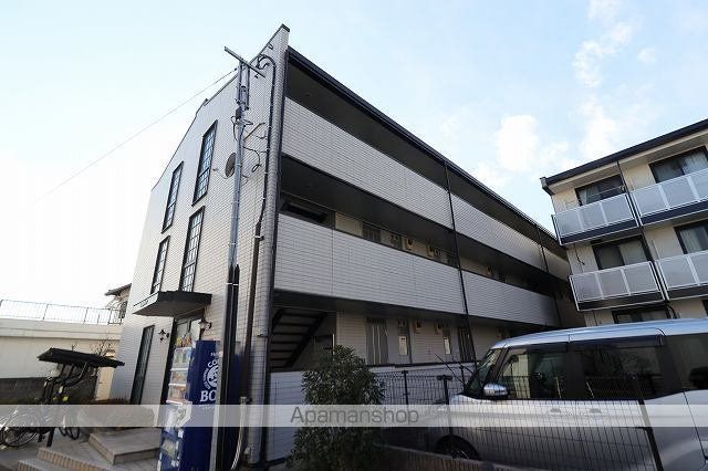 レオパレス拝島町の外観写真