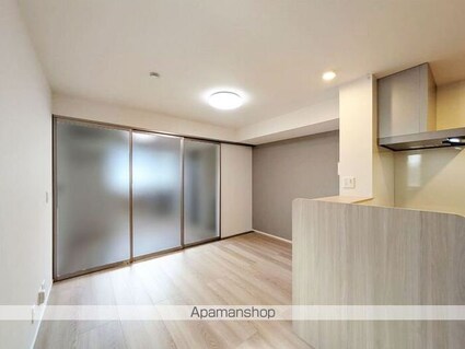 ＡｓｓｅｔーＣｏｕｒｔ羽衣町[1LDK/35.7m2]のリビング・居間