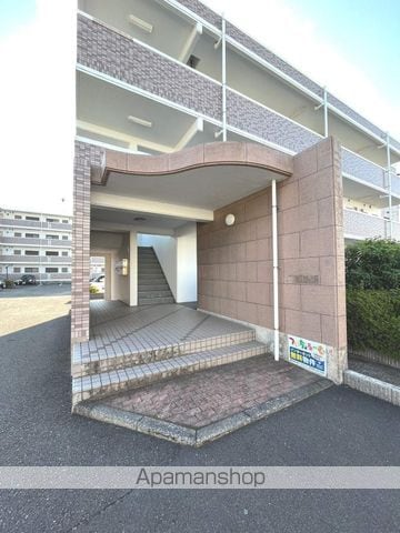 サンヴィラージュIIの玄関写真