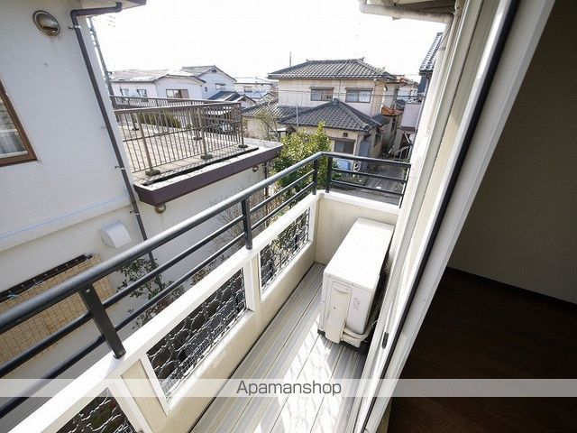 カルティエIIの内装写真