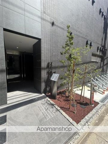 YDSビルの玄関写真