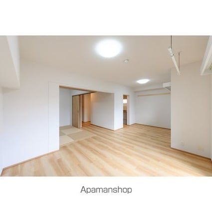 コンフォリア墨田三丁目[3LDK/71.21m2]のリビング・居間