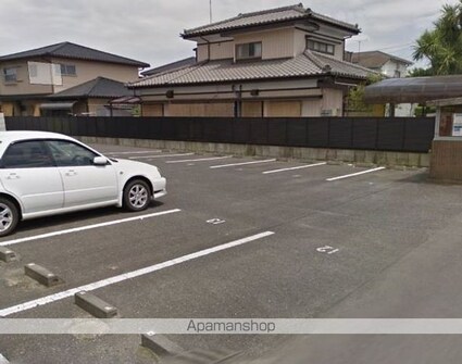クイーンズマンション[1K/26.18m2]の駐車場