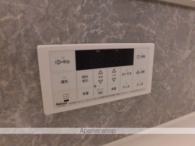 サン ベルナールの内装写真