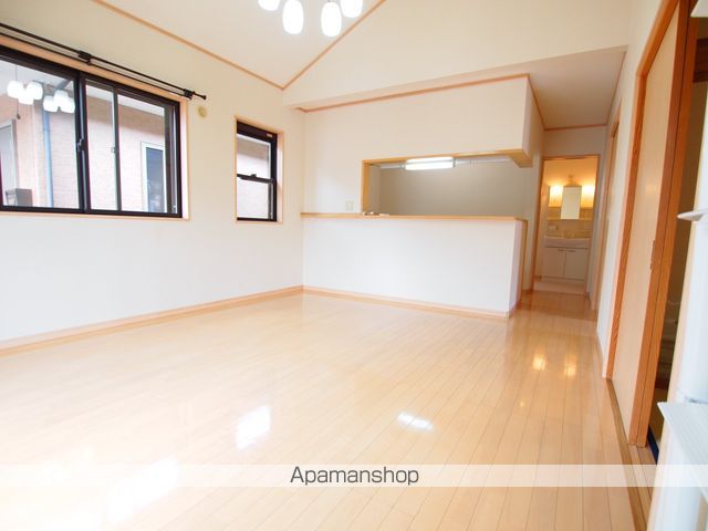 detached 茨城県神栖市平泉527-108

地図を見る
