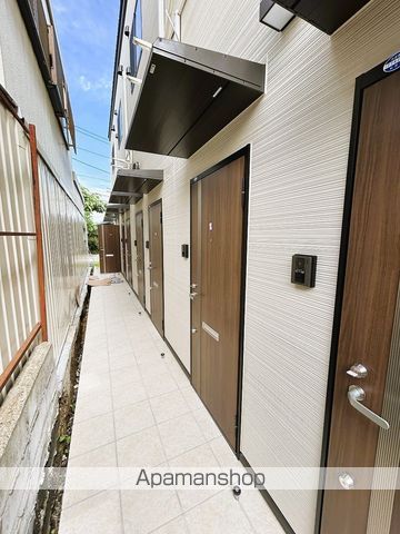 BLUTO台原の玄関写真