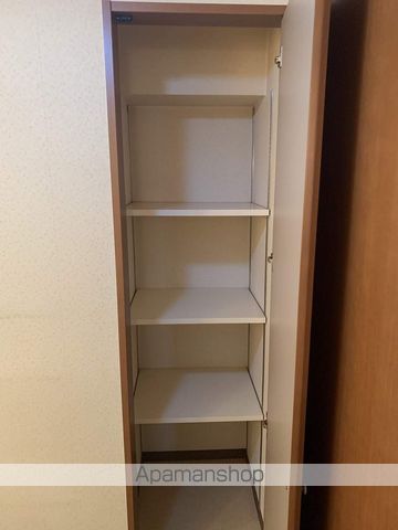 グランシャリオ覚王山の内装写真