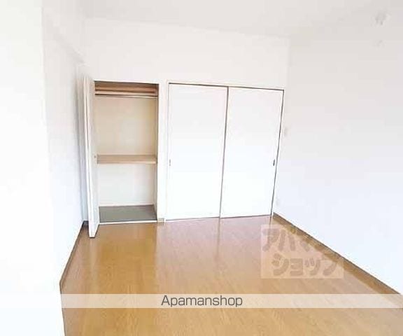 ライオンズマンション二条城東の内装写真