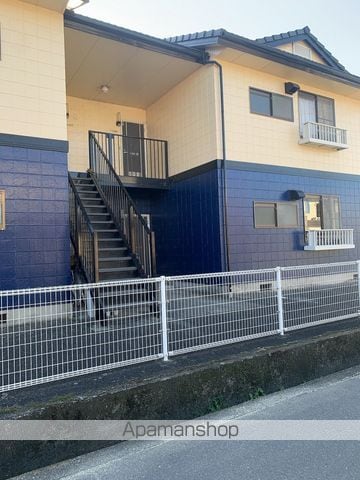 グリーンハイツ森岡の玄関写真