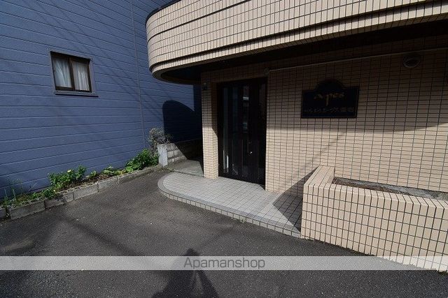 ペルドゥエープス藻岩の玄関写真
