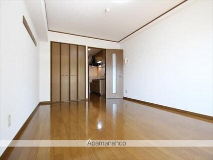 愛媛県松山市本町４丁目[1K/28.35m2]の内装3