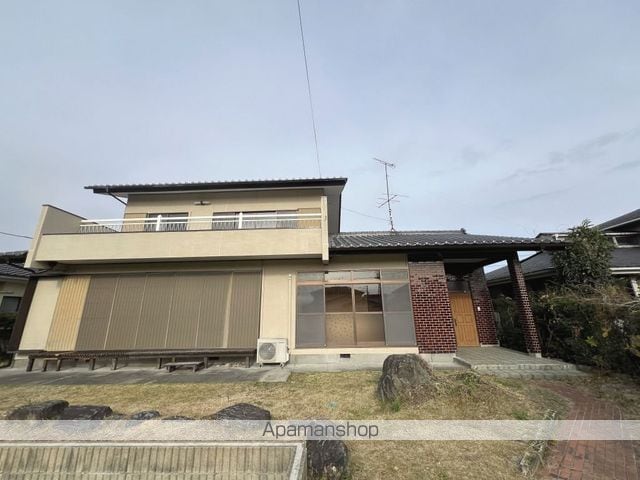 中岡五番館の外観写真