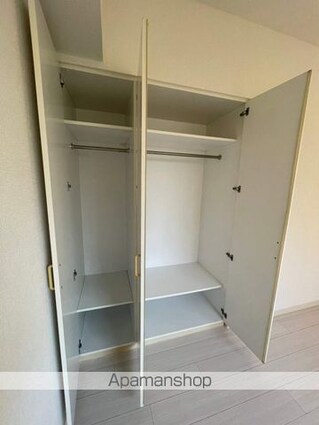 幕張イースト[3LDK/60.2m2]の収納