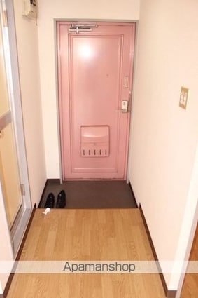 酒向第３ビル[1R/24.08m2]の玄関