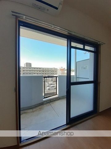 MAISON OHMICHIの内装写真