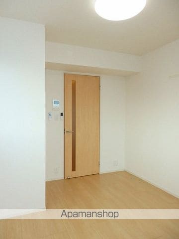 広島市西区 10階建 築8年の内装写真