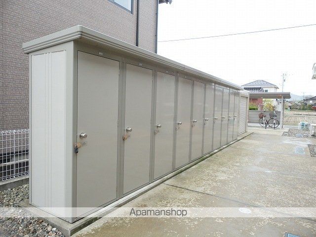 シシアーシチィのその他写真