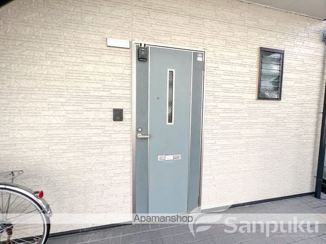 サンライズ山内の玄関写真