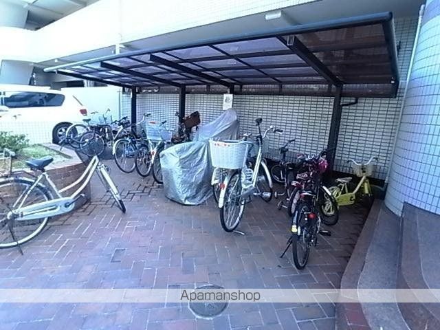 ラ・クルー武庫之荘の外観写真