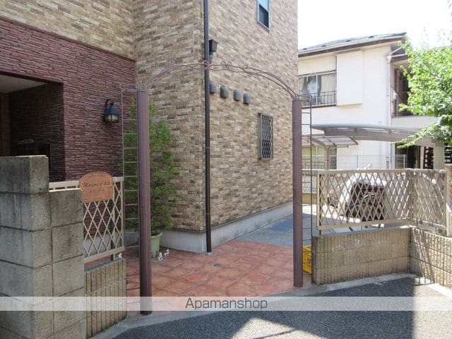 メゾンデールの玄関写真