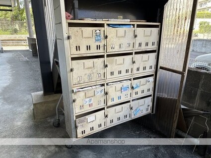 秦南町ハイツ[2DK/31.54m2]のエントランス1