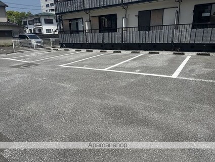 コーポブルースカイ[1K/26.82m2]の駐車場