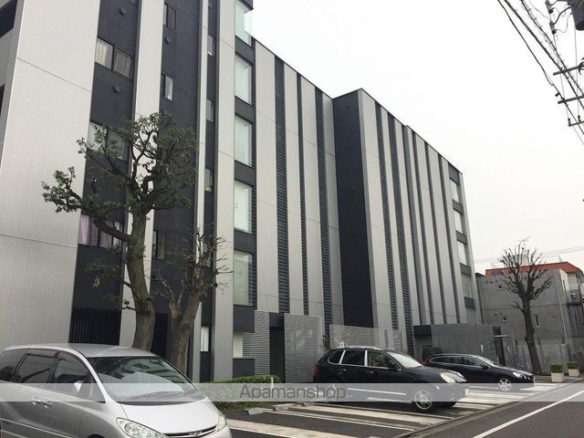 カスタリア目黒鷹番の外観写真