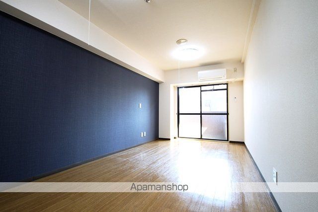 マイルド新大阪レジデンス3号館の内装写真