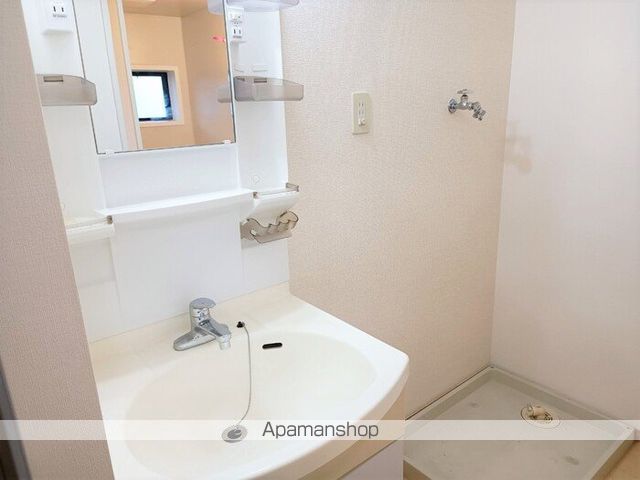 シャンポール岩田 A棟の内装写真