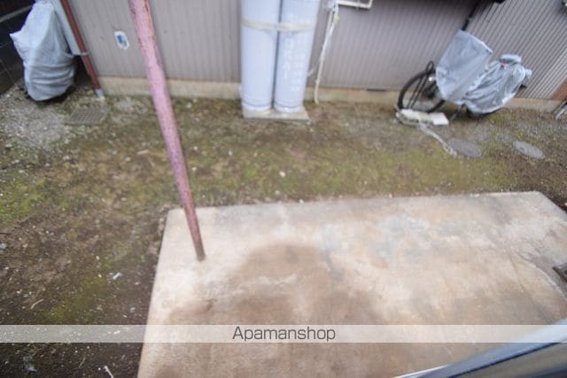 鳶尾青木貸家の内装写真