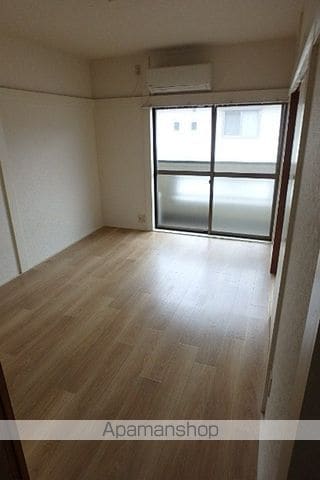 ヤツダハイツAの内装写真