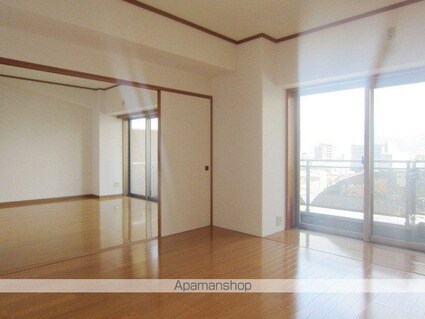 ゆたかビル[3LDK/80m2]のリビング・居間