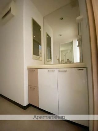 サーパスシティ栗林[2LDK/68.31m2]の洗面所