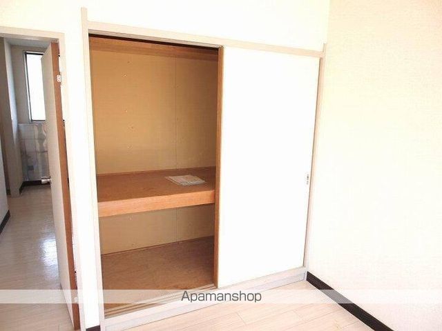ビューハイツ中大塩の内装写真