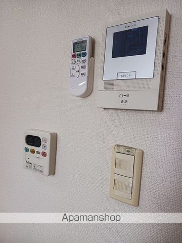 アン・サンクセットの内装写真