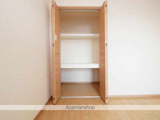 パレットの内装写真