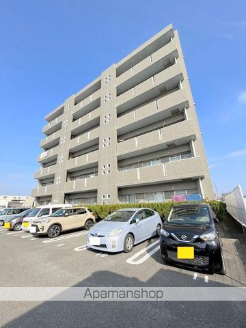 ドゥーミルの外観写真