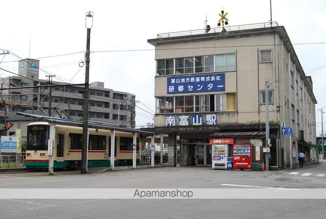 サンリッチ堀川小泉の周辺写真