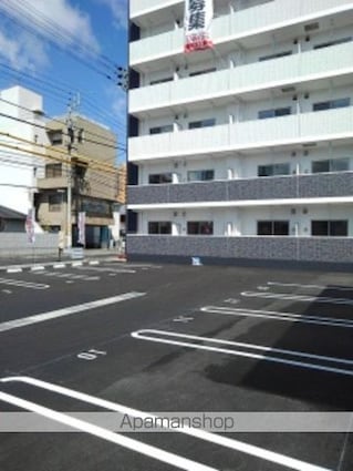 香川県高松市花ノ宮町２丁目[1K/33.16m2]の駐車場