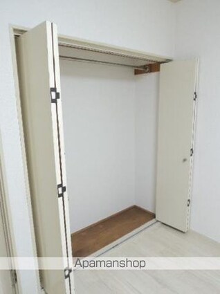 ジュネパレス新松戸第１３[2K/17.06m2]の収納