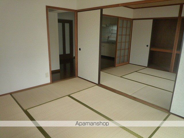 ファミーユ蘭の内装写真