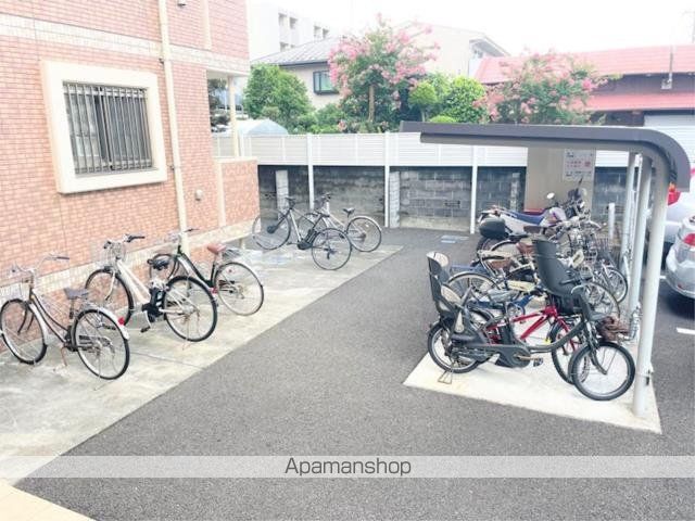 マルベリーの内装写真